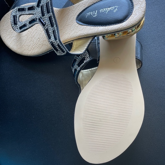 Handcrafted Black-Silver Women Slippers size 7 - Picture 4 of 5